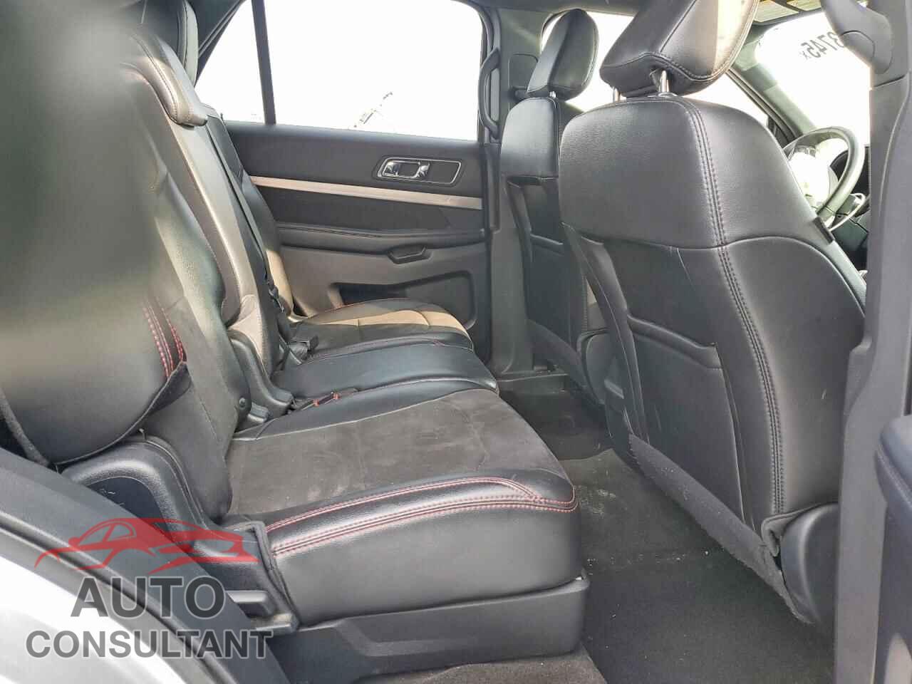 FORD EXPLORER 2018 - 1FM5K8D86JGB55638