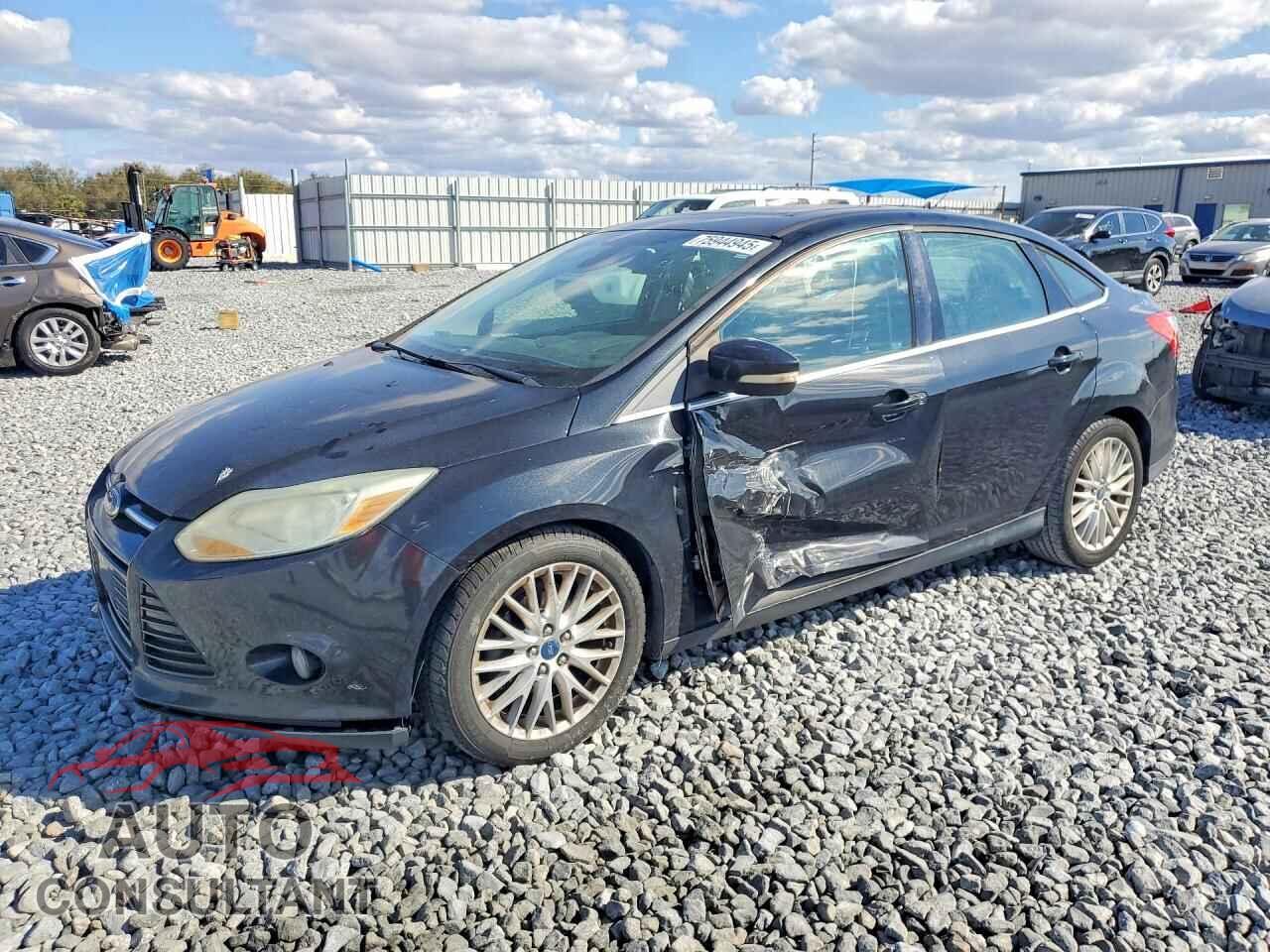 FORD FOCUS 2012 - 1FAHP3H25CL421582