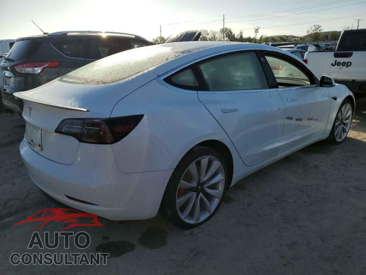 TESLA MODEL 3 2018 - 5YJ3E1EB8JF072615