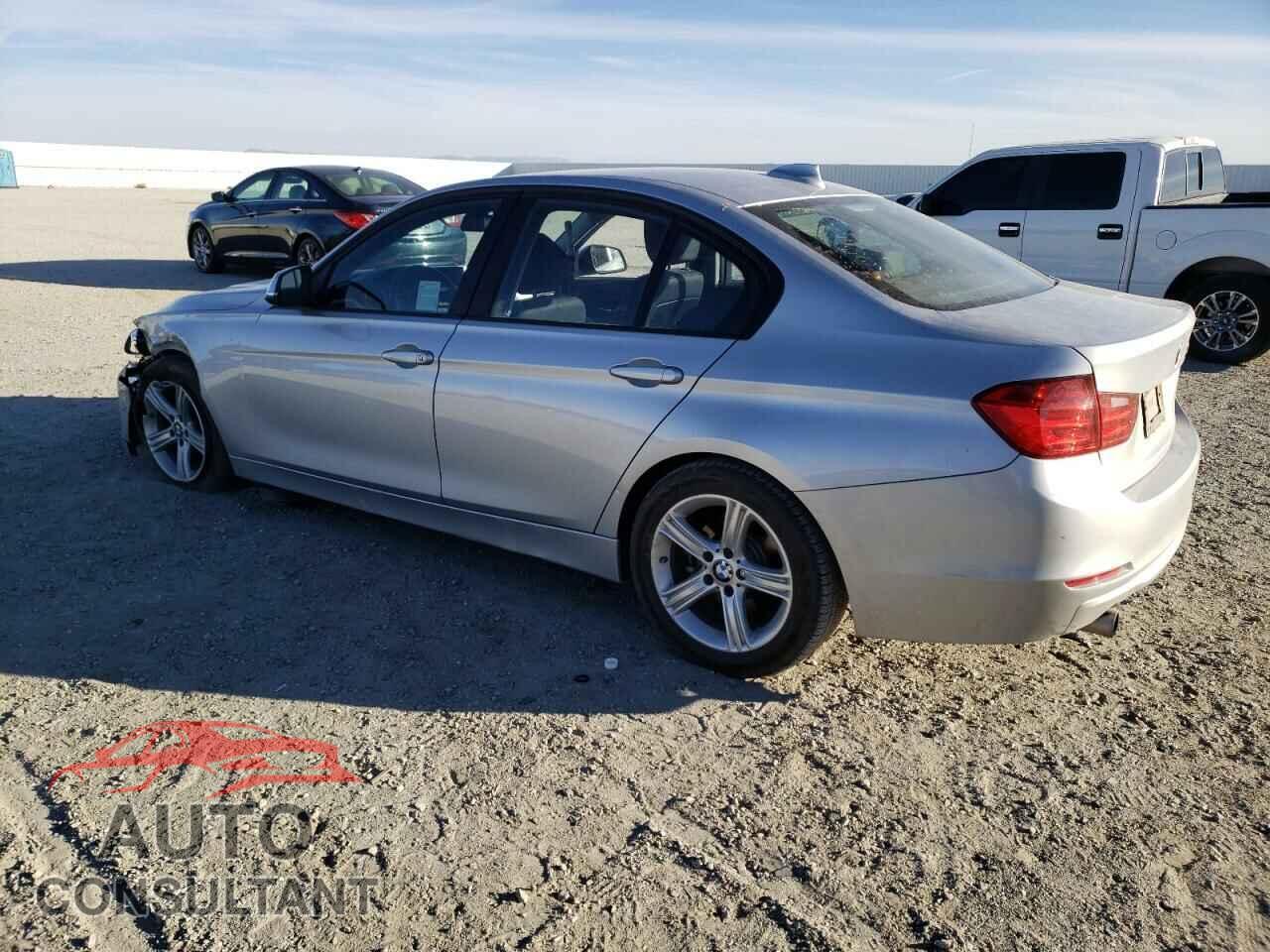 BMW 3 SERIES 2015 - WBA3B1G52FNT05703