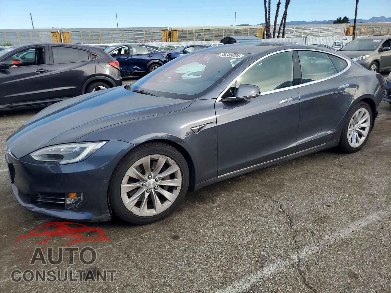 TESLA MODEL S 2017 - 5YJSA1E12HF183203