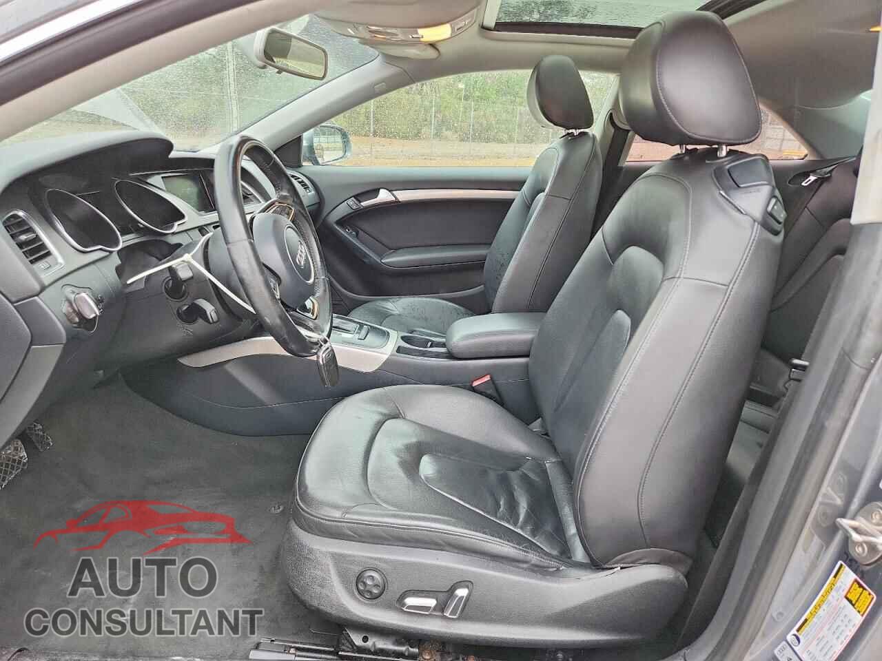AUDI A5 2013 - WAUCFAFR8DA072228