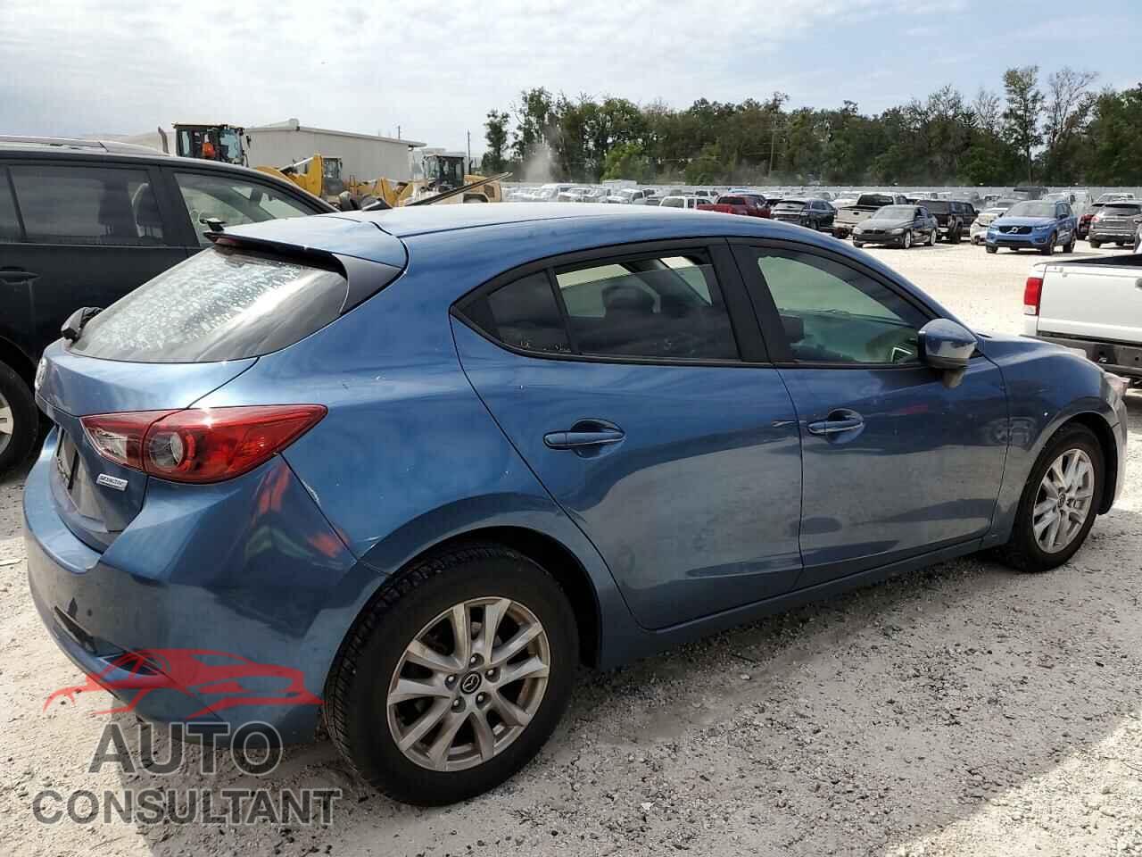MAZDA 3 2017 - 3MZBN1K75HM156082