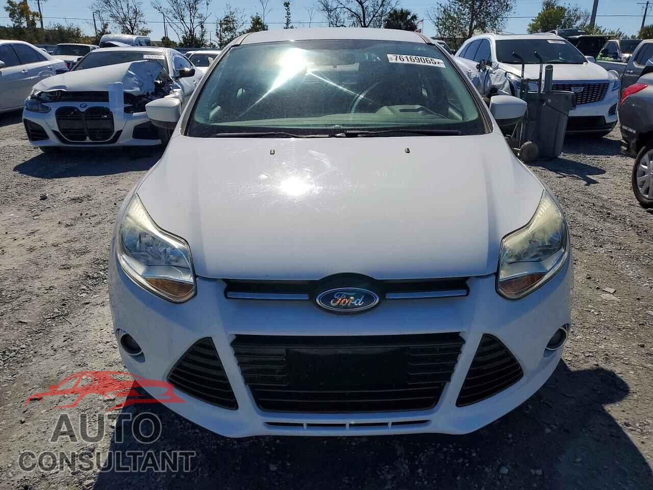 FORD FOCUS 2012 - 1FAHP3K24CL365742