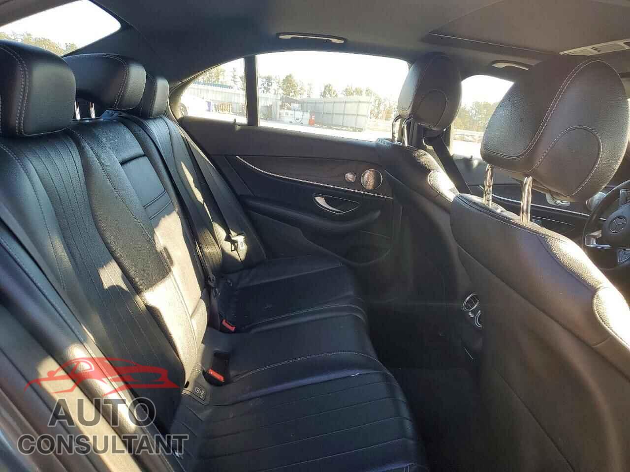 MERCEDES-BENZ E-CLASS 2017 - WDDZF4KBXHA026936