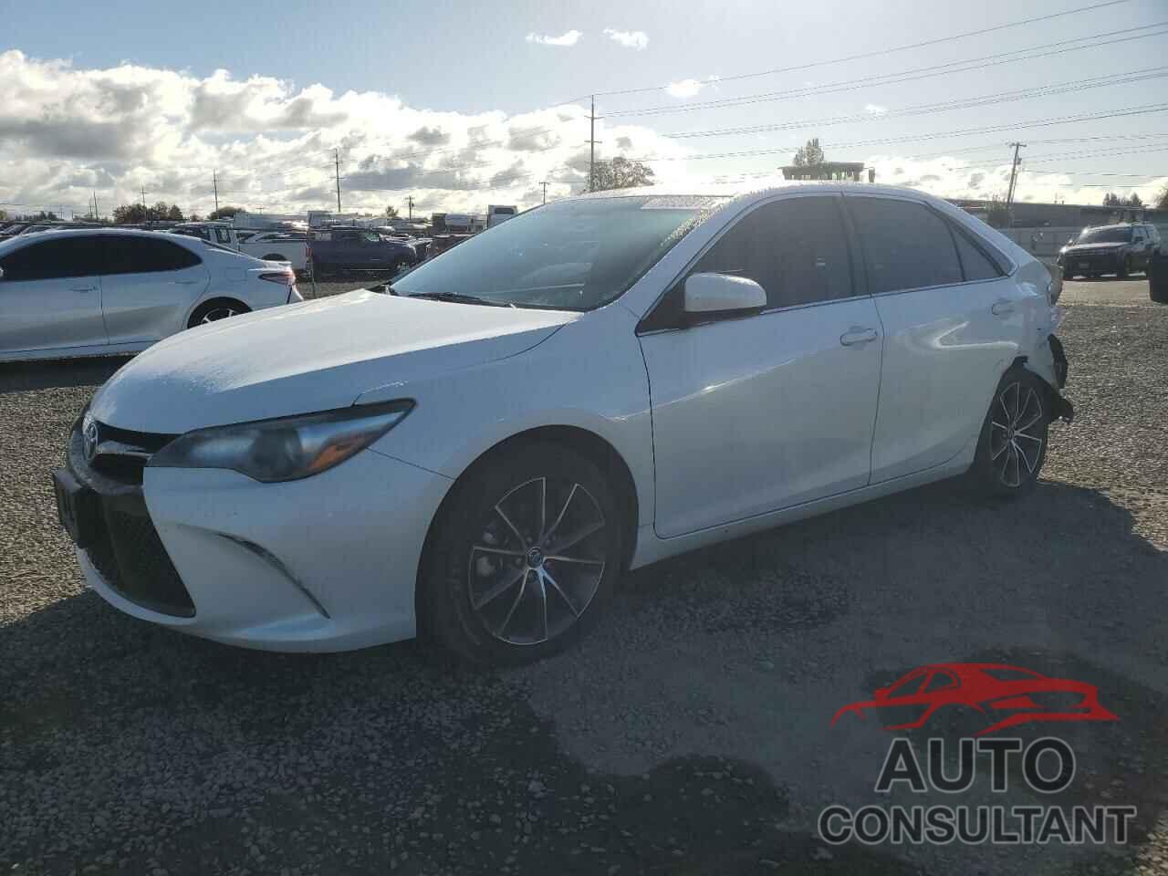 TOYOTA CAMRY 2016 - 4T1BF1FKXGU140335