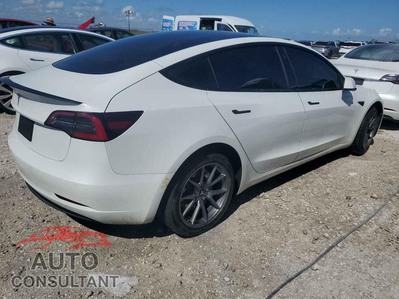 TESLA MODEL 3 2021 - 5YJ3E1EA6MF047210