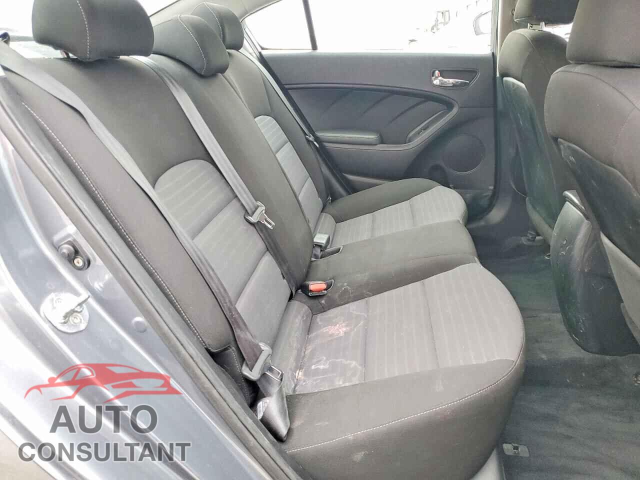 KIA FORTE 2017 - 3KPFL4A76HE130758