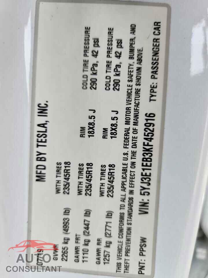 TESLA MODEL 3 2019 - 5YJ3E1EB3KF452916