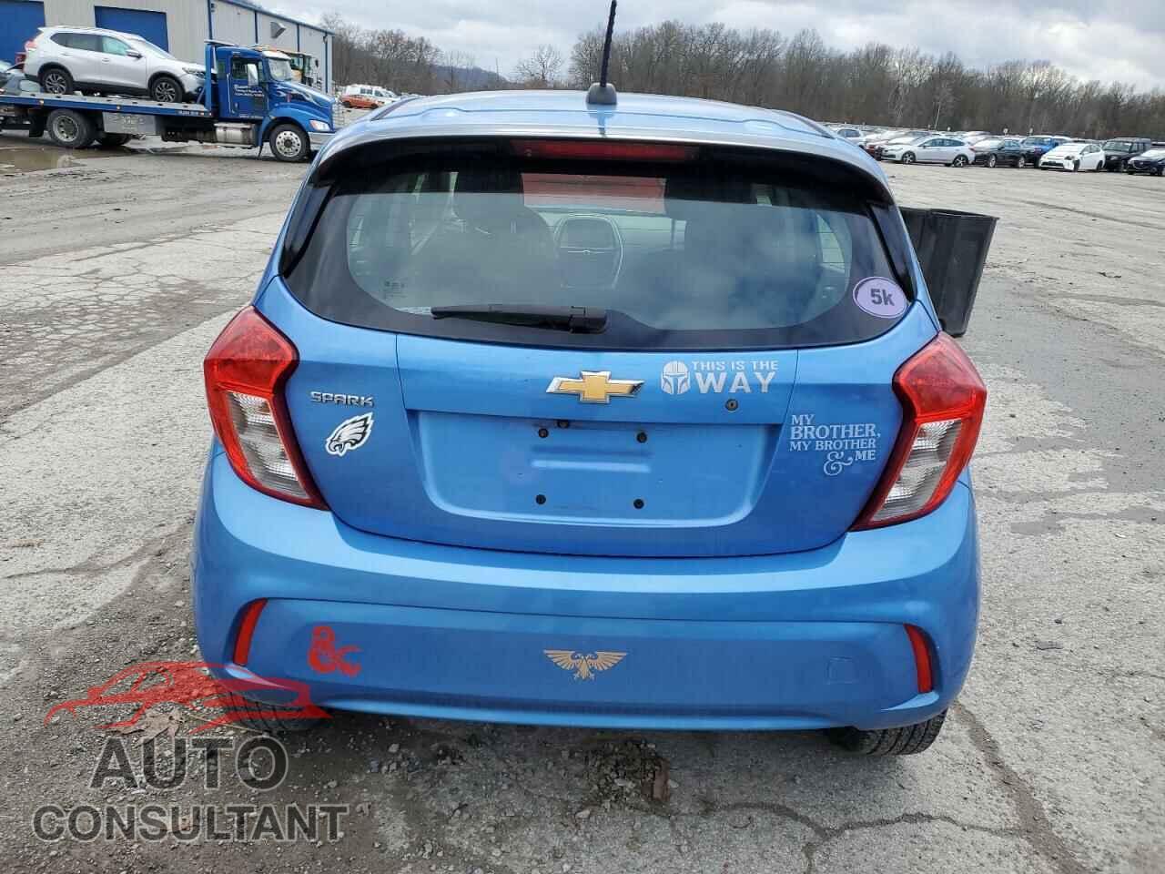 CHEVROLET SPARK 2017 - KL8CB6SA9HC738169