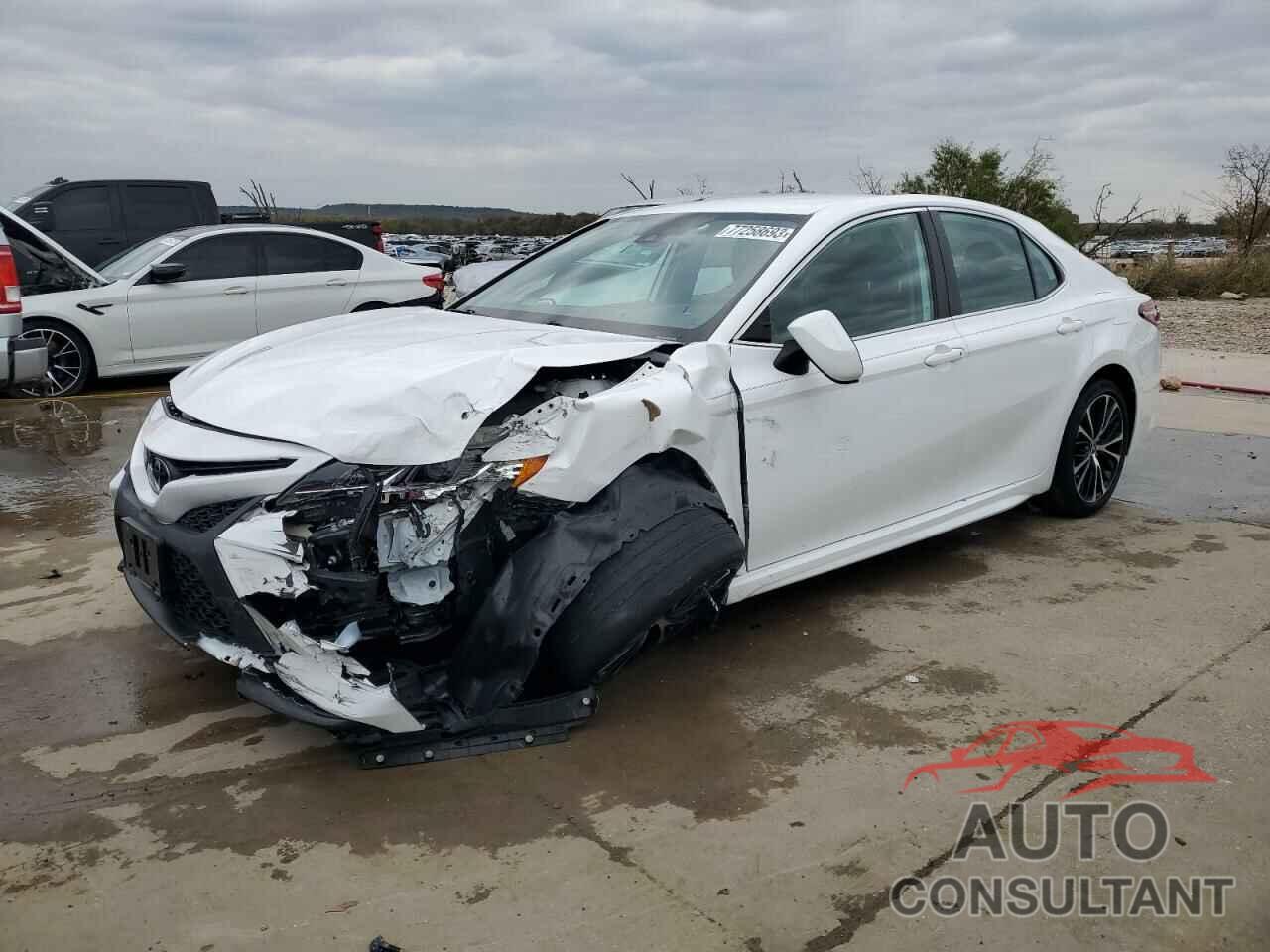 TOYOTA CAMRY 2020 - 4T1G11AK5LU966578
