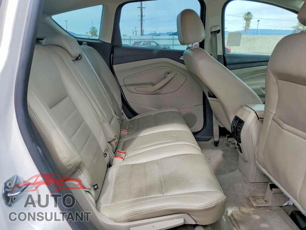 FORD CMAX 2013 - 1FADP5BU3DL506846