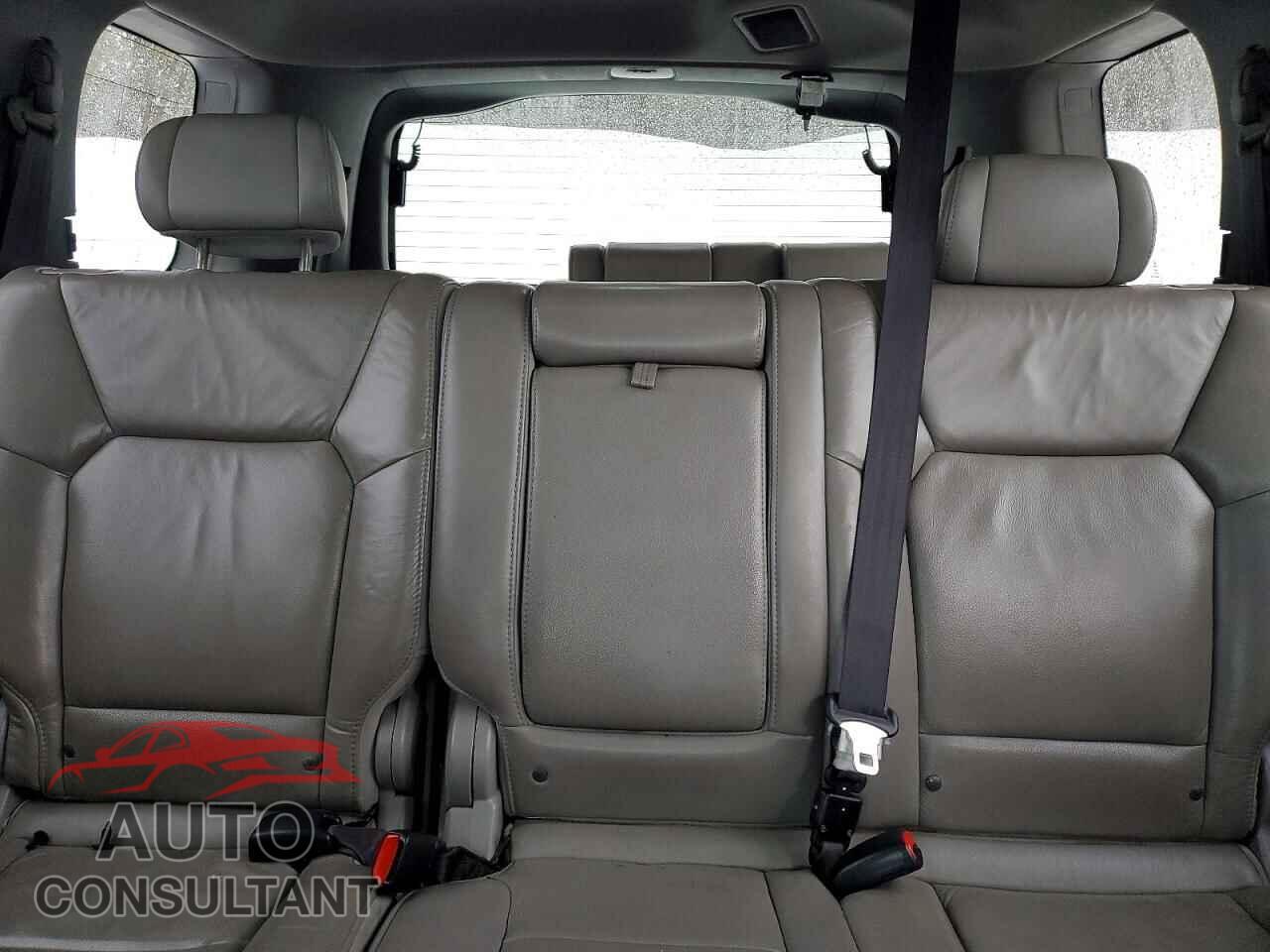 HONDA PILOT 2011 - 5FNYF4H54BB504094