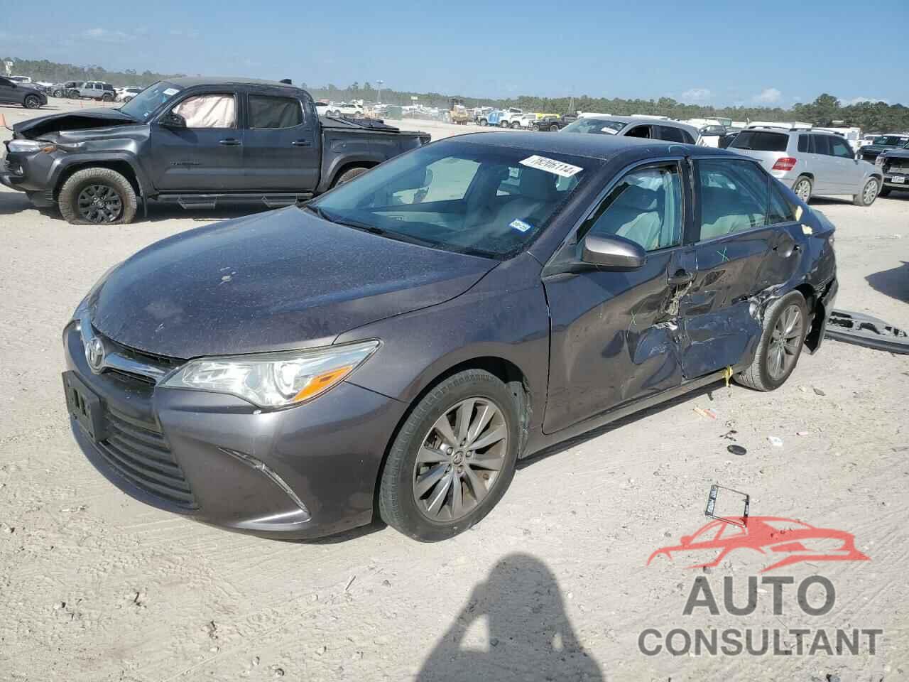 TOYOTA CAMRY 2016 - 4T4BF1FK6GR550801