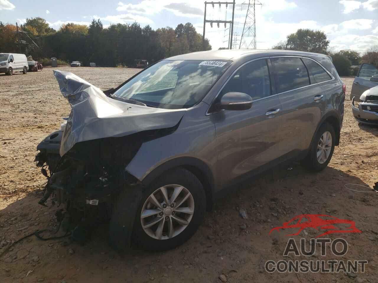 KIA SORENTO 2017 - 5XYPG4A32HG221504