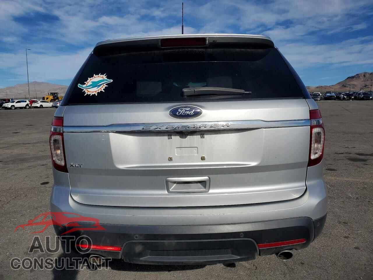 FORD EXPLORER 2015 - 1FM5K7D81FGB11855