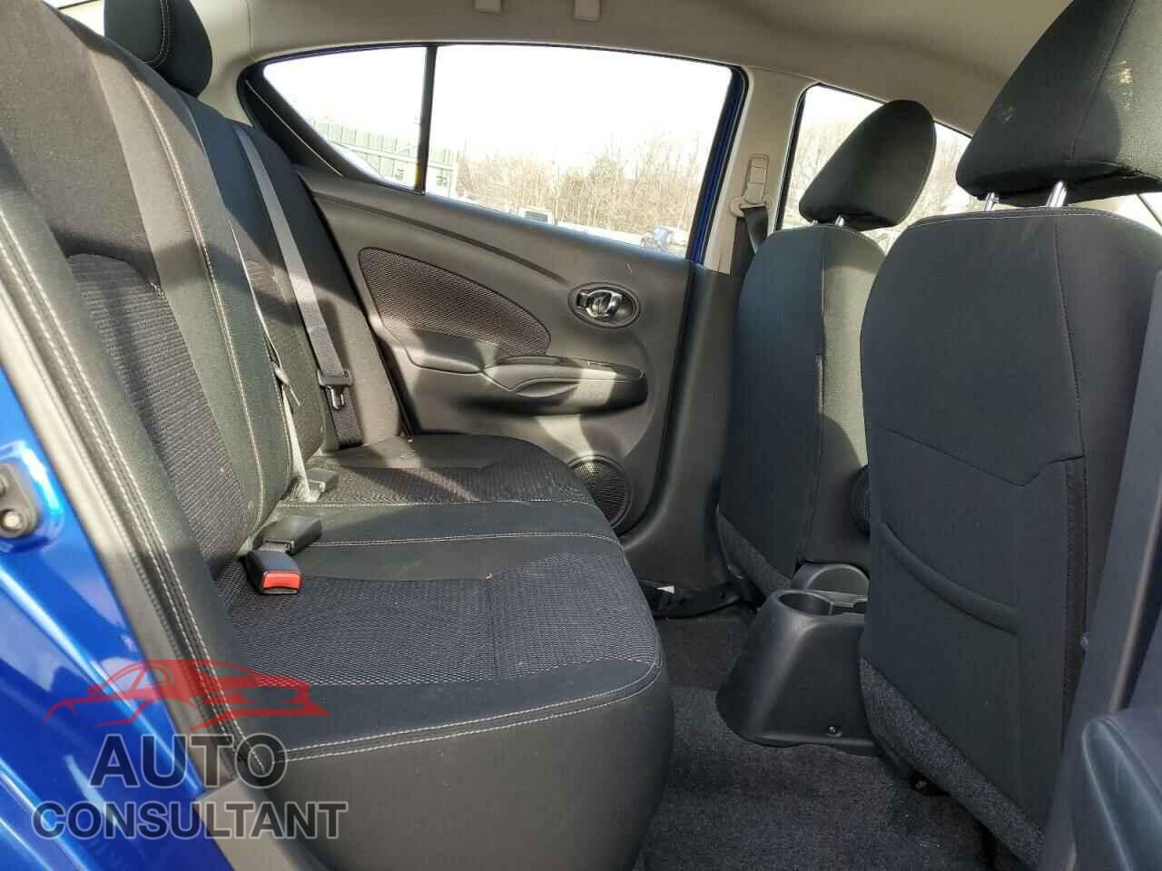 NISSAN VERSA 2017 - 3N1CN7AP3HL868000