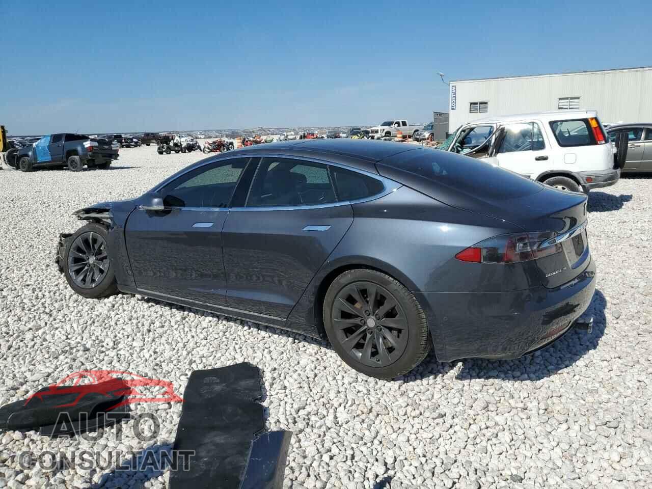 TESLA MODEL S 2016 - 5YJSA1E27GF141682