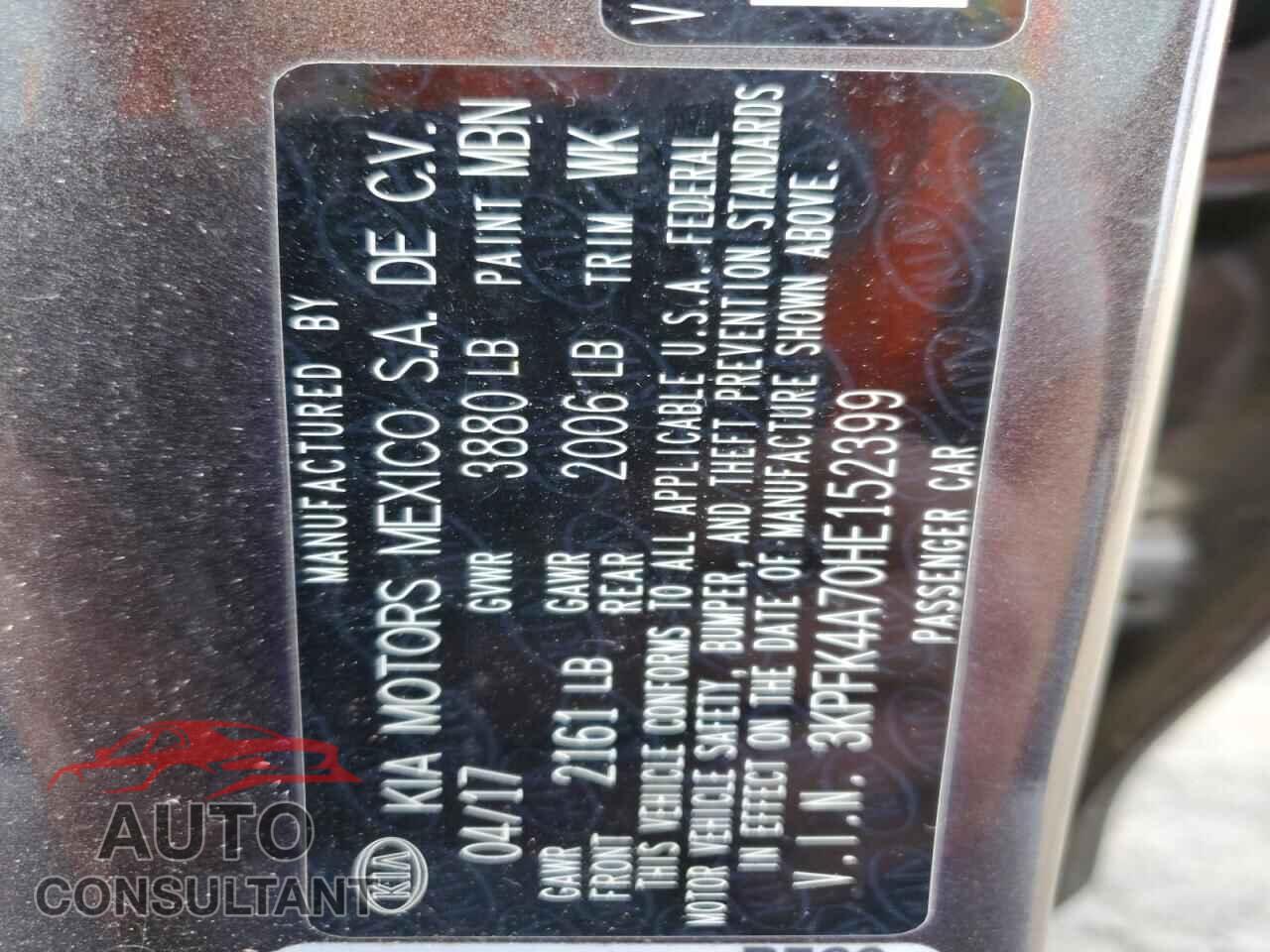 KIA FORTE 2017 - 3KPFK4A70HE152399