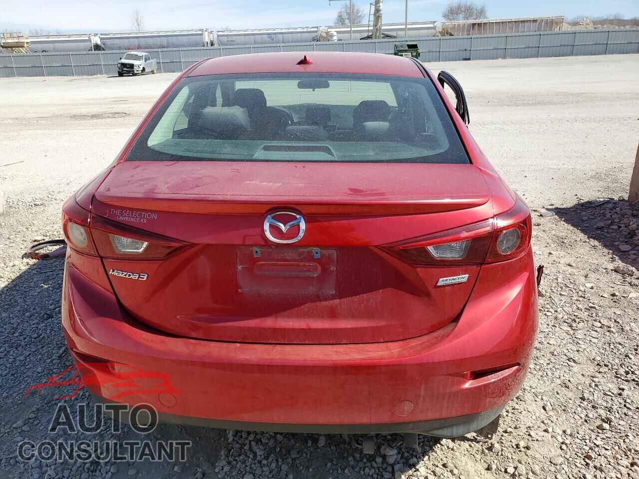MAZDA 3 2018 - 3MZBN1W32JM184726