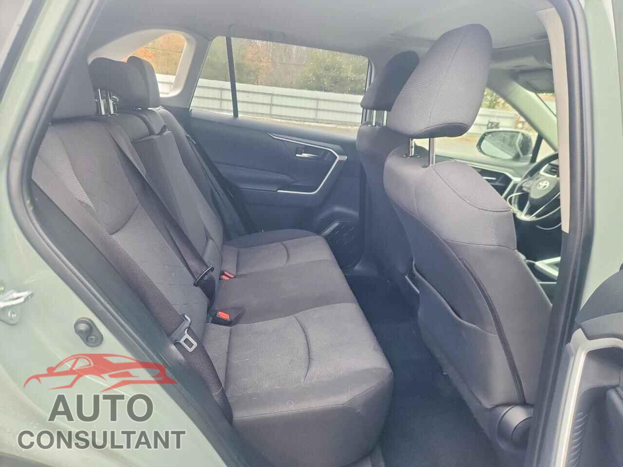 TOYOTA RAV4 2019 - JTMP1RFV9KD038292