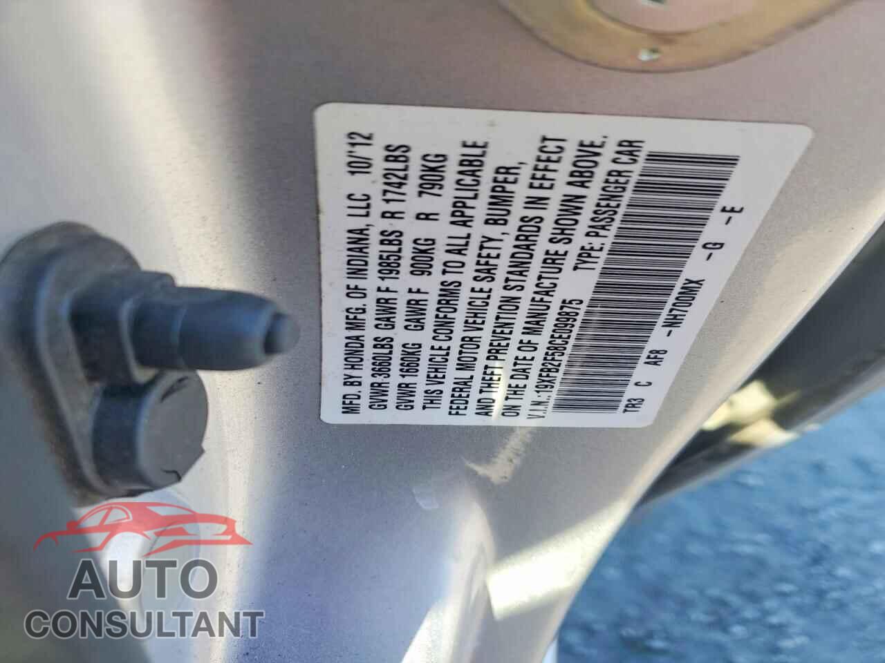 HONDA CIVIC 2012 - 19XFB2F58CE099875