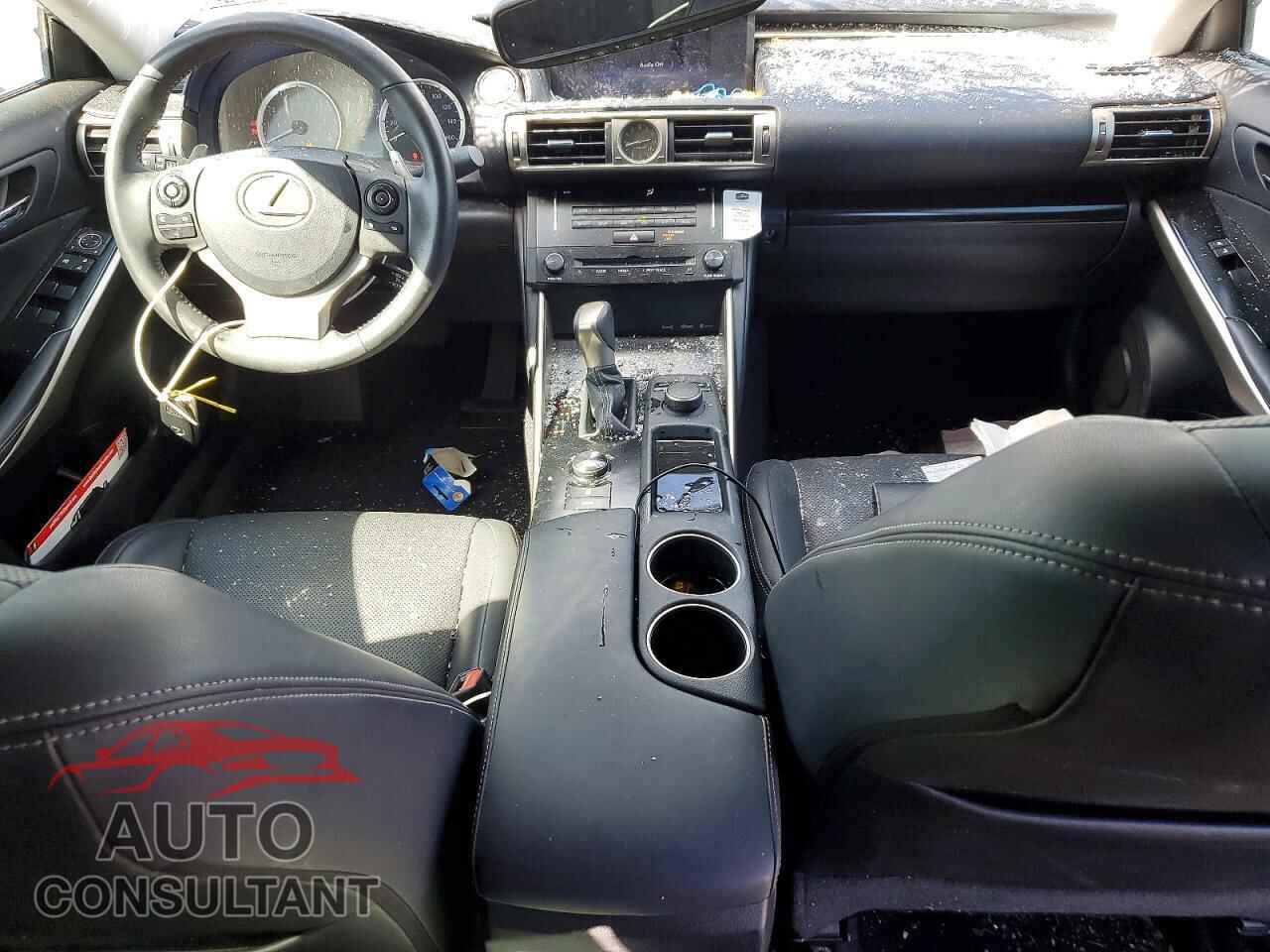 LEXUS IS 2014 - JTHBF1D28E5031711