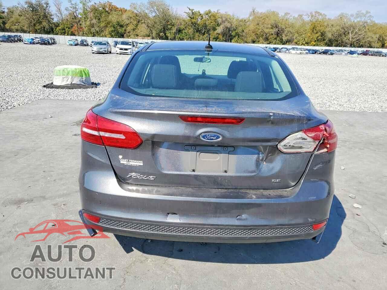 FORD FOCUS 2017 - 1FADP3F22HL338264