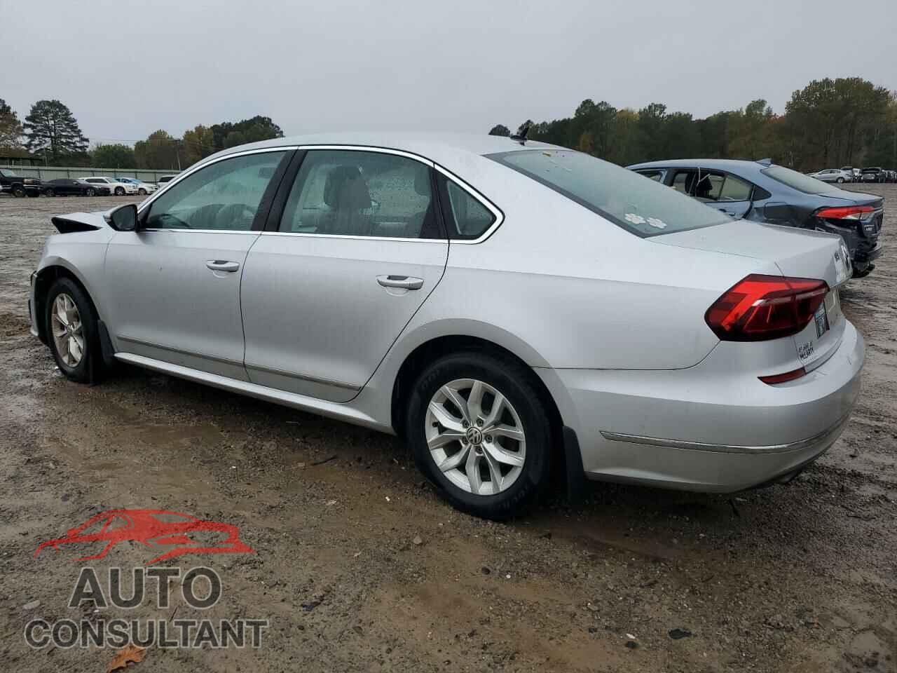 VOLKSWAGEN PASSAT 2017 - 1VWAT7A36HC054245