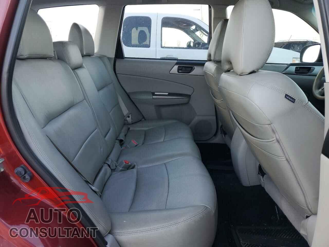 SUBARU FORESTER 2013 - JF2SHABC6DH402841
