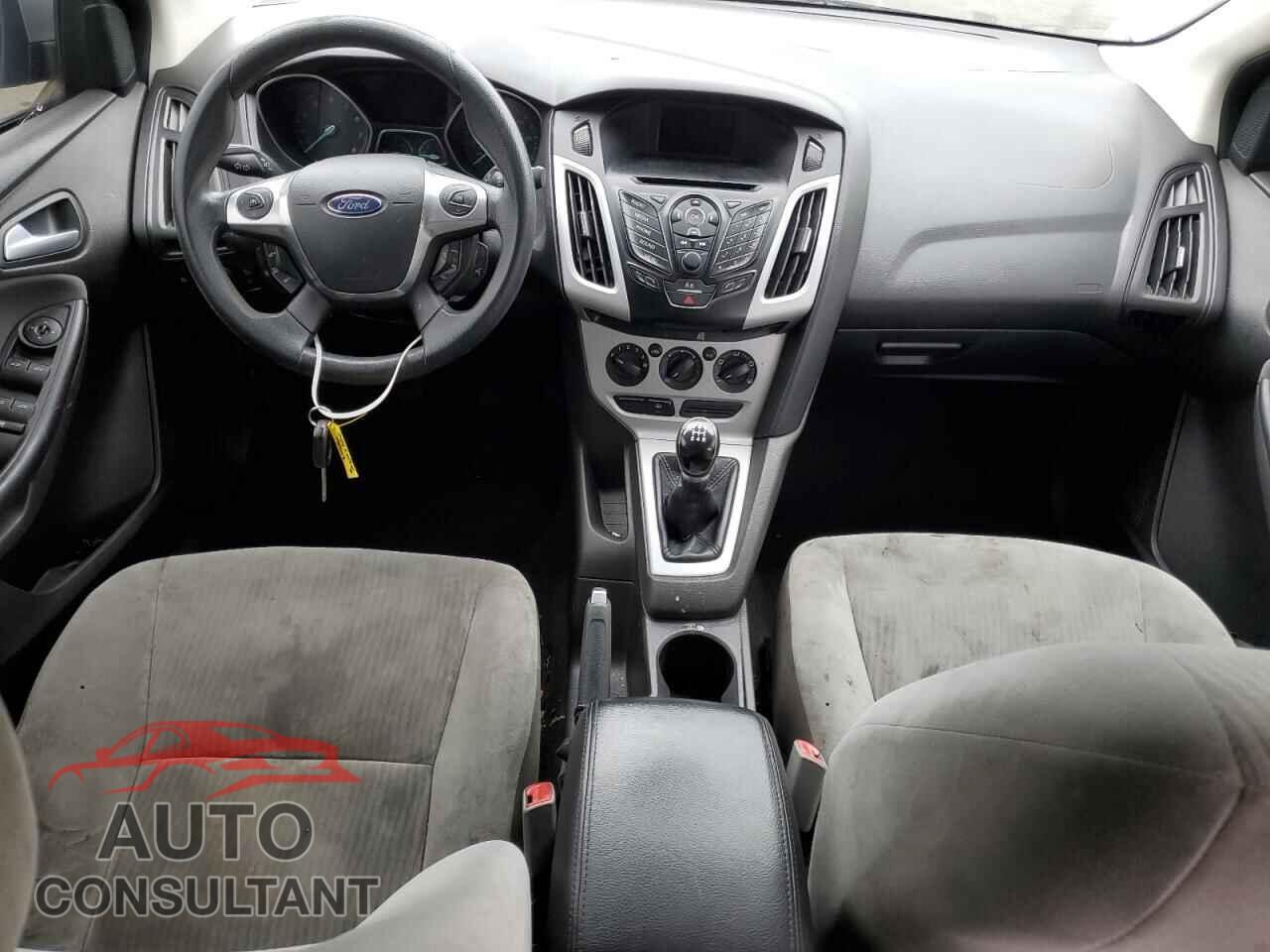 FORD FOCUS 2013 - 1FADP3F23DL290655