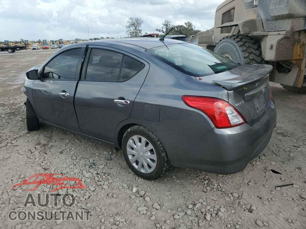 NISSAN VERSA 2019 - 3N1CN7AP2KL856427