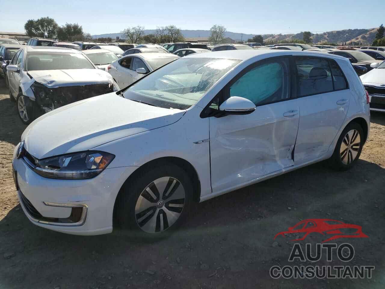 VOLKSWAGEN GOLF 2019 - WVWKR7AU2KW902870