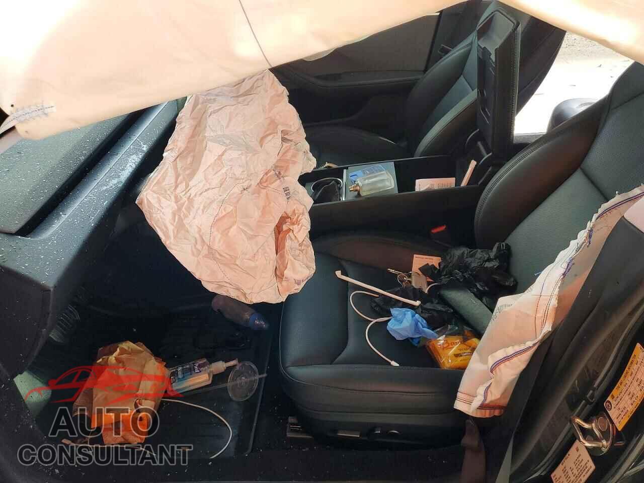 TESLA MODEL 3 2024 - 5YJ3E1EA3RF752750