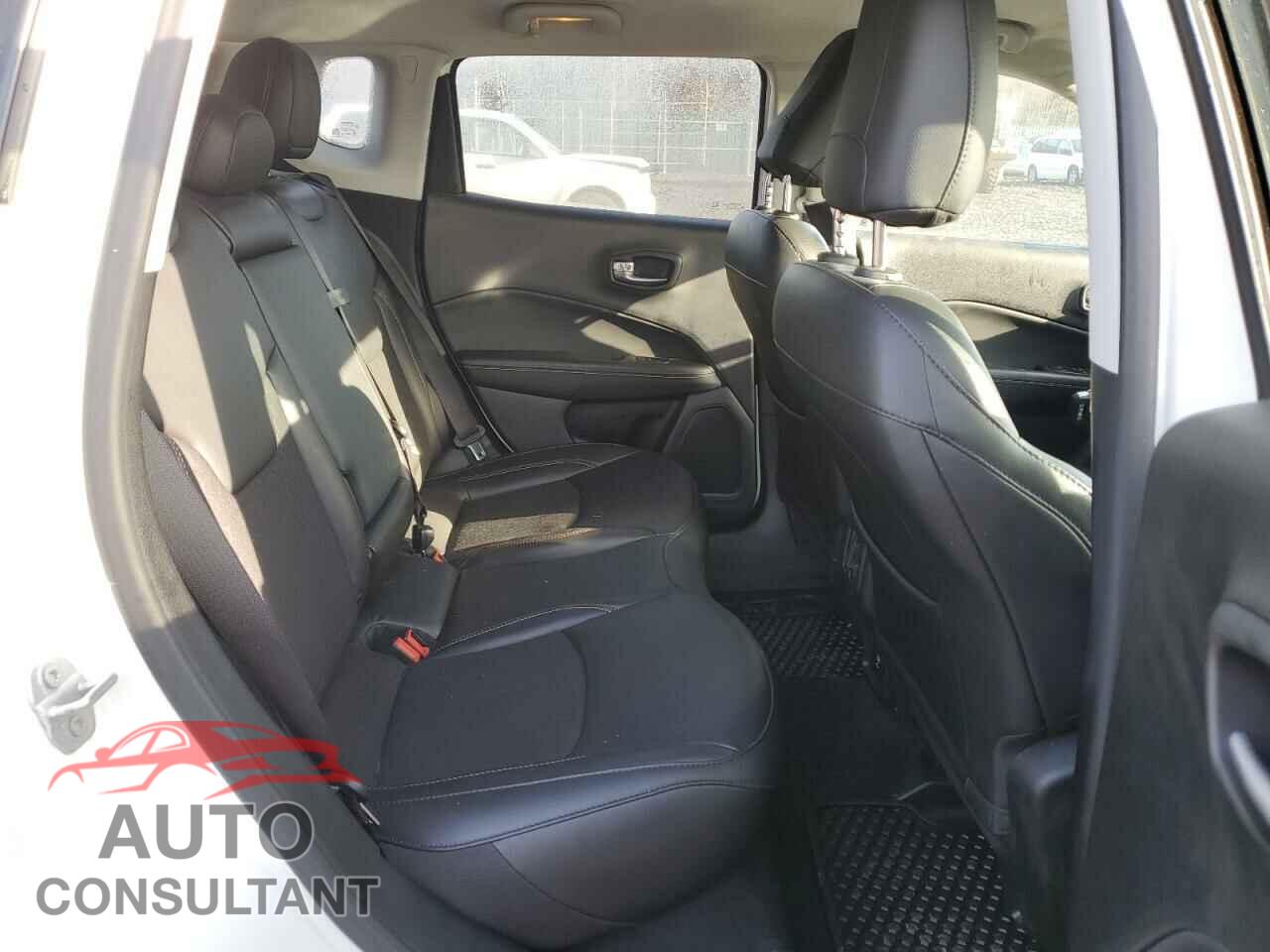 JEEP COMPASS 2020 - 3C4NJDBB7LT156195