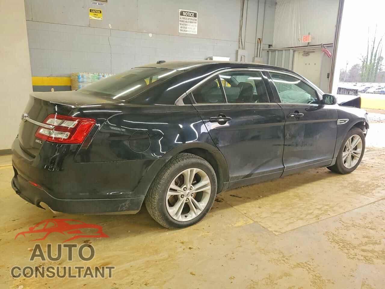 FORD TAURUS 2017 - 1FAHP2E85HG126209