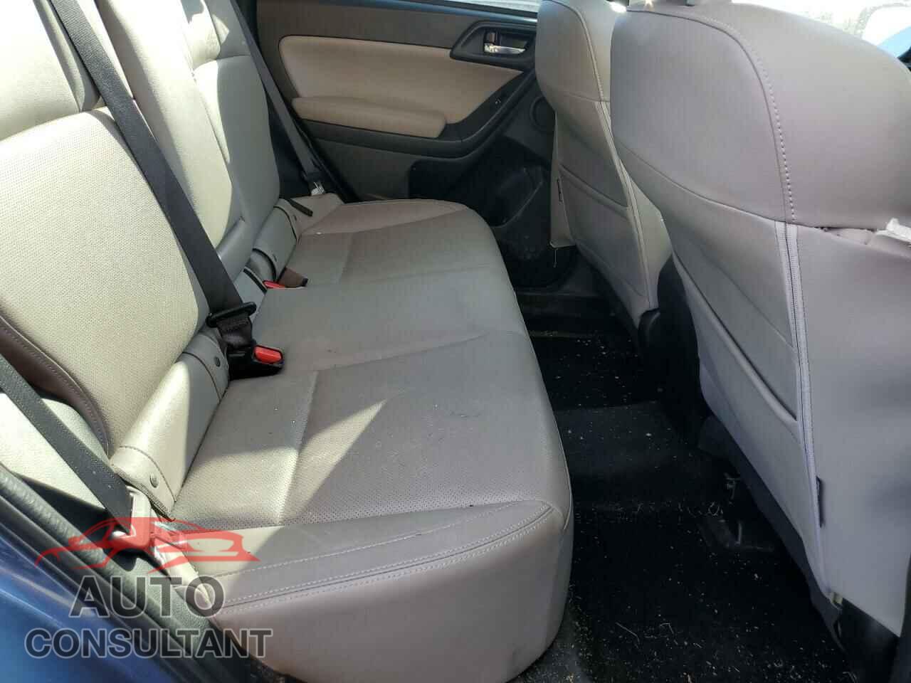 SUBARU FORESTER 2017 - JF2SJARC5HH471908