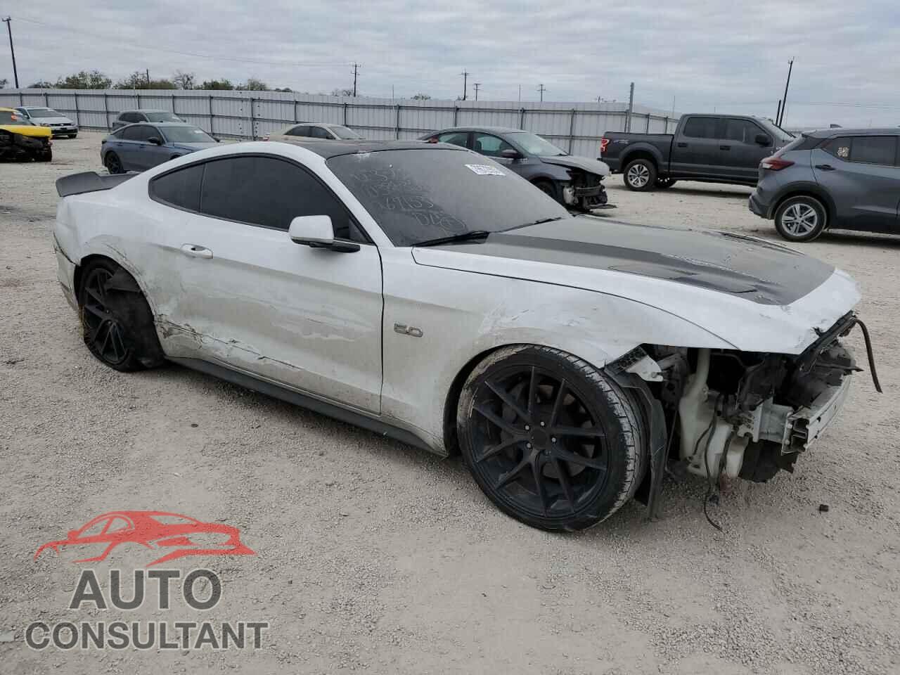 FORD MUSTANG 2016 - 1FA6P8CFXG5267153