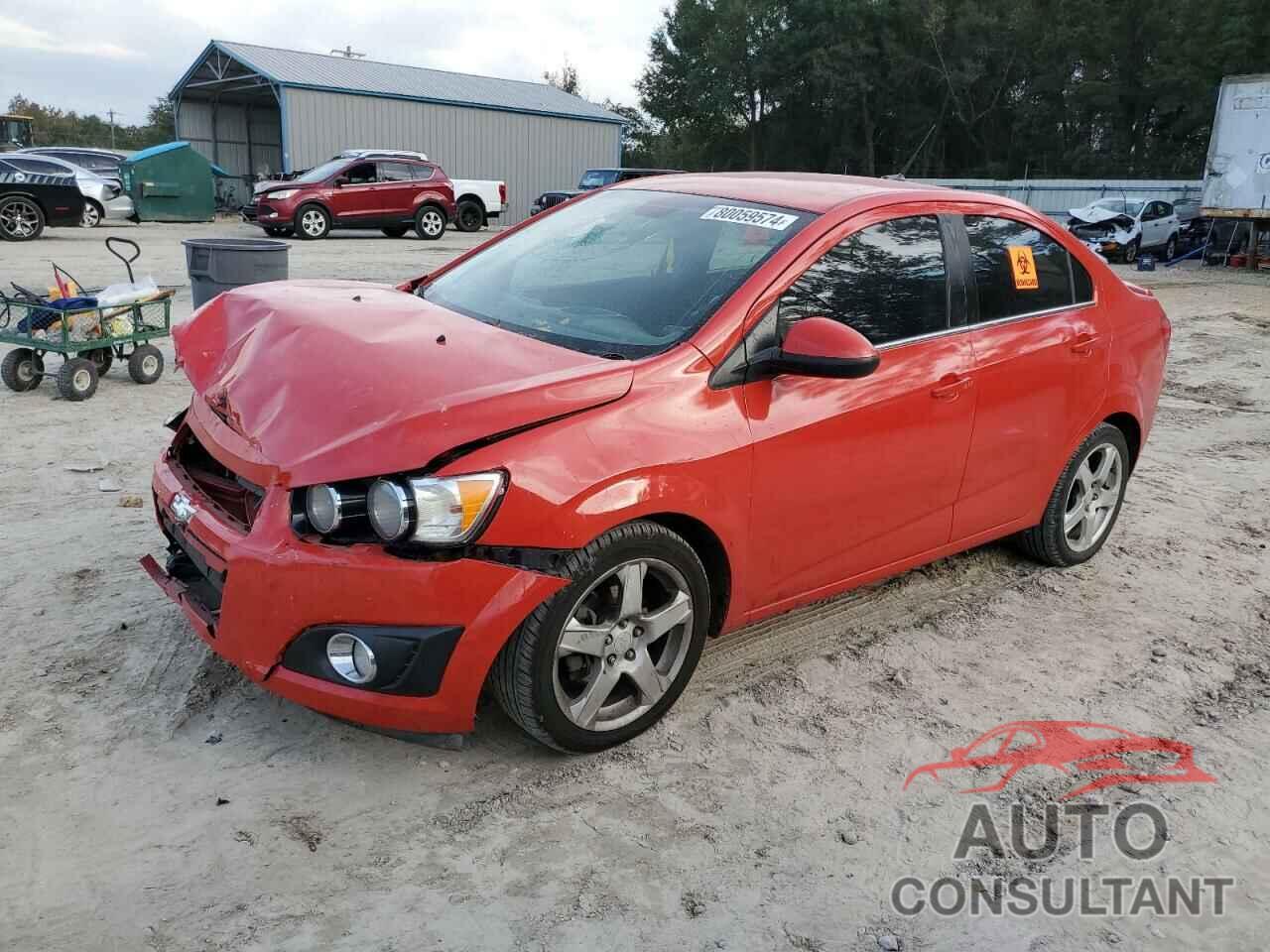 CHEVROLET SONIC 2013 - 1G1JE5SH9D4122305