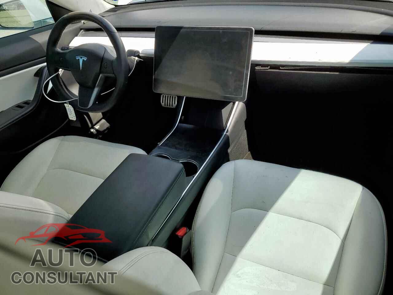 TESLA MODEL 3 2019 - 5YJ3E1EB9KF454993