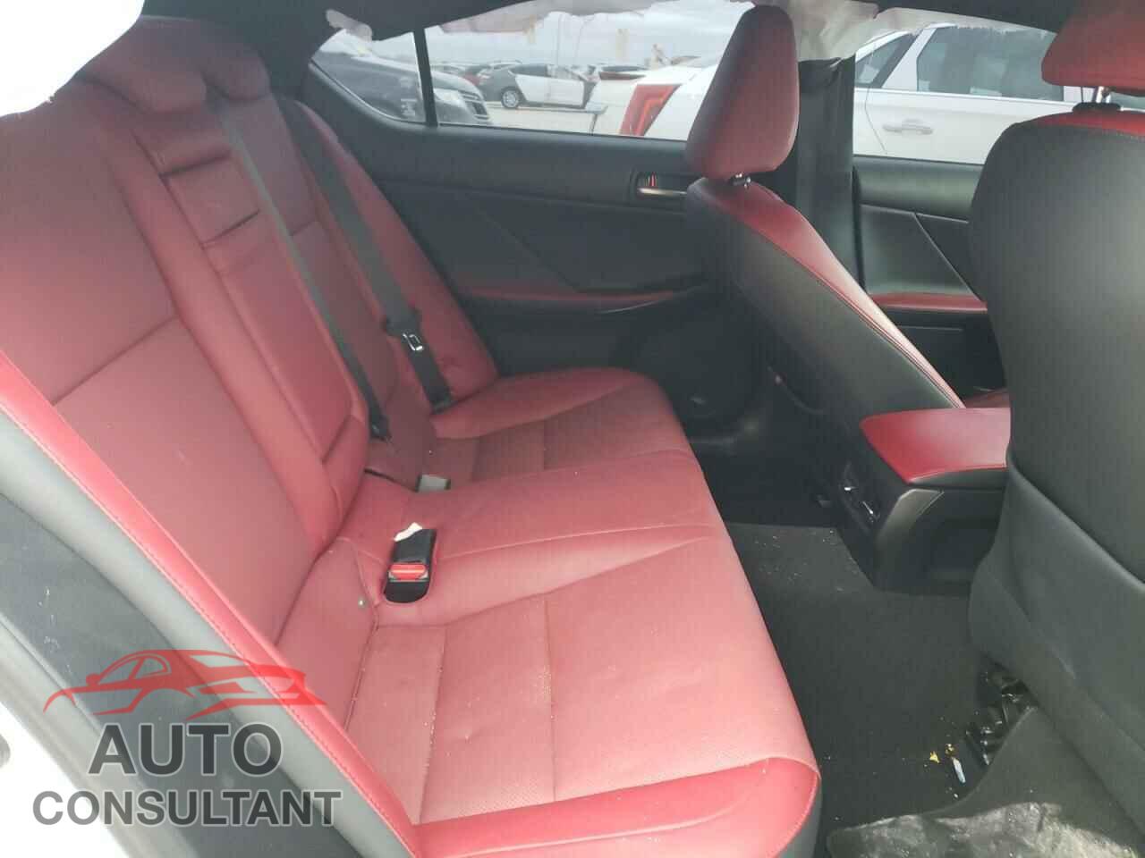 LEXUS IS 2021 - JTHAA1D27M5110067