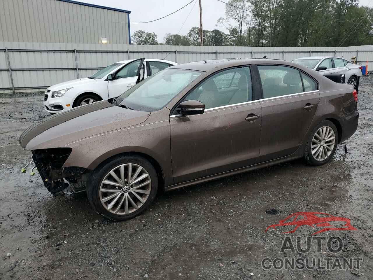 VOLKSWAGEN JETTA 2011 - 3VWLX7AJ3BM373829