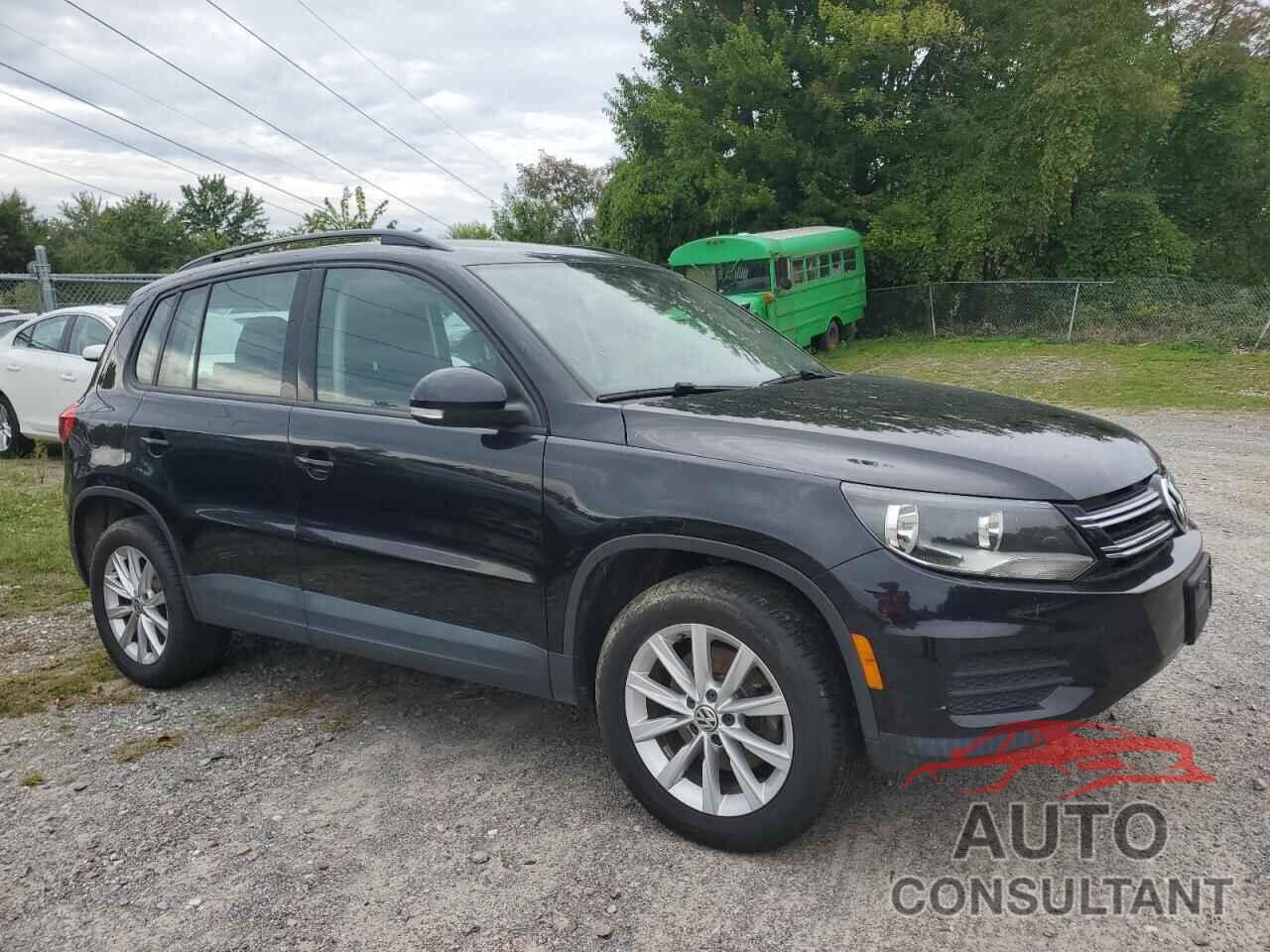 VOLKSWAGEN TIGUAN 2017 - WVGBV7AX8HK043396