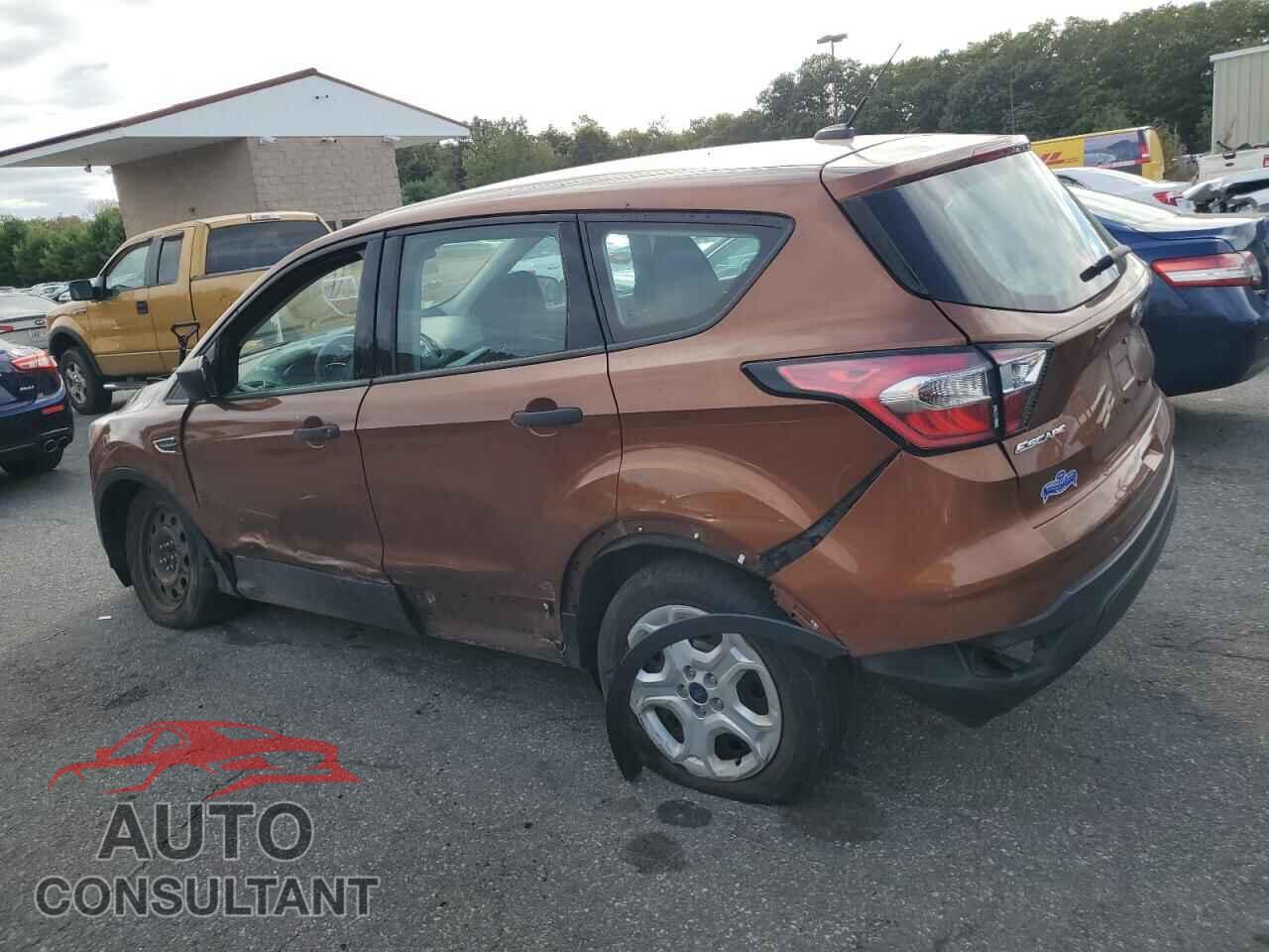 FORD ESCAPE 2017 - 1FMCU0F71HUE19609