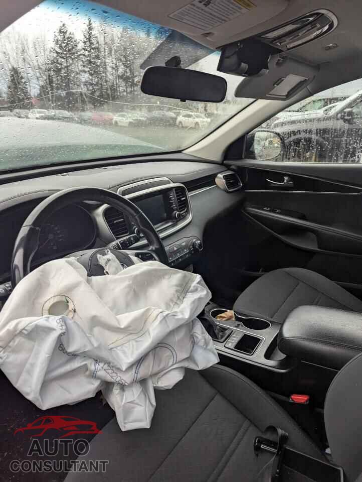 KIA SORENTO 2019 - 5XYPGDA36KG608290
