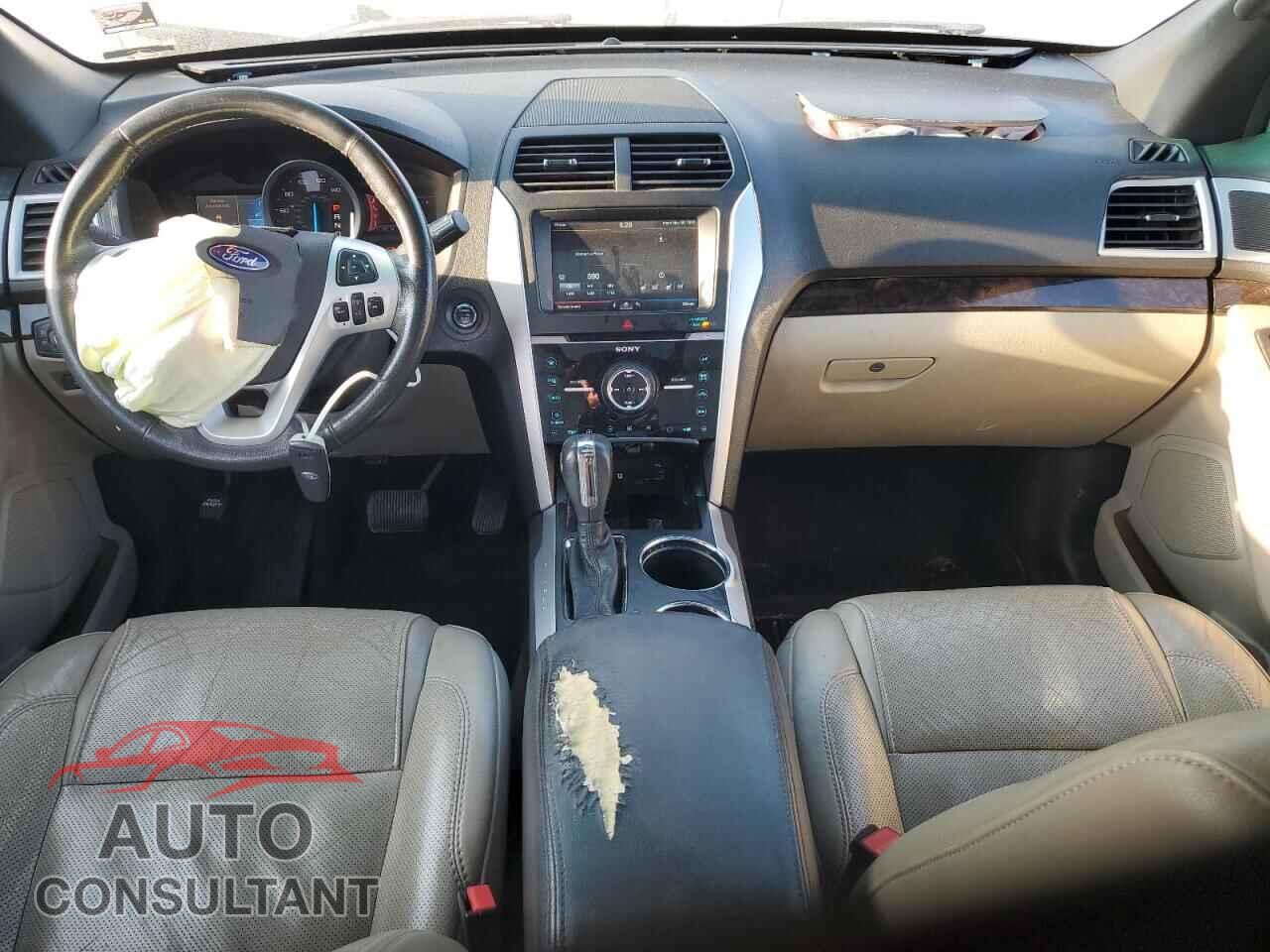 FORD EXPLORER 2011 - 1FMHK8F88BGA80940