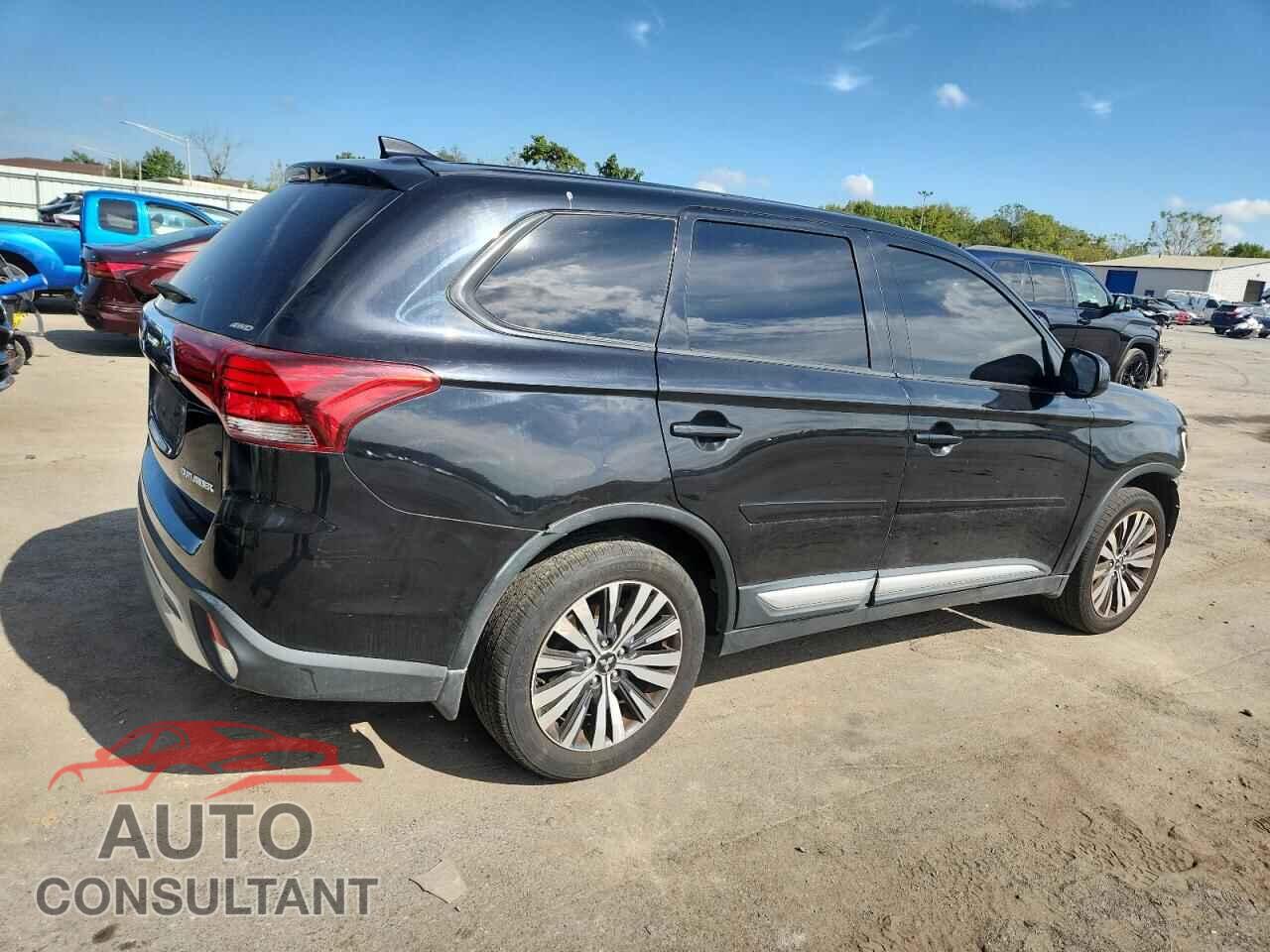 MITSUBISHI OUTLANDER 2019 - JA4AZ3A32KZ005794