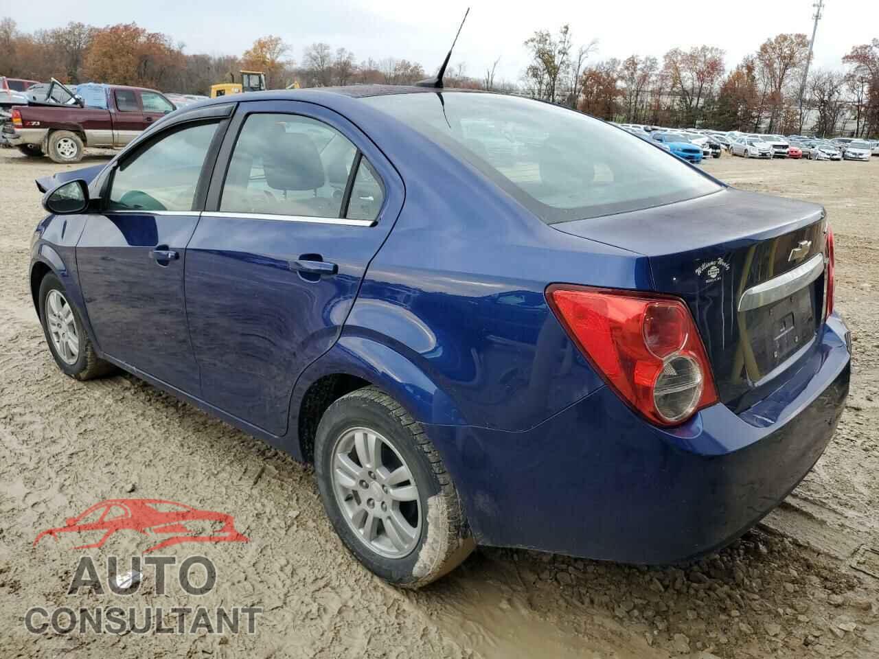 CHEVROLET SONIC 2012 - 1G1JC5SB2C4198903