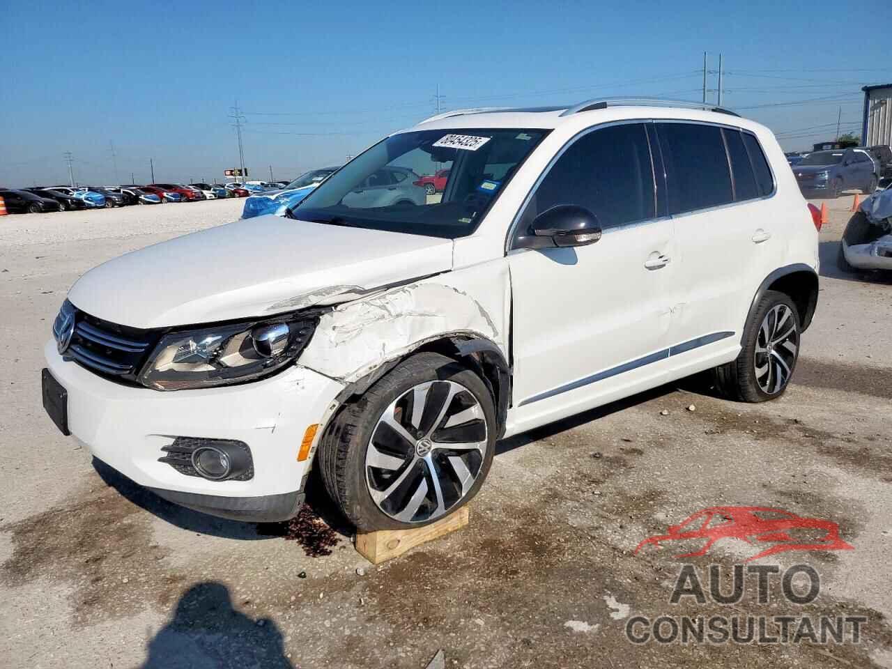 VOLKSWAGEN TIGUAN 2017 - WVGTV7AX7HK011317