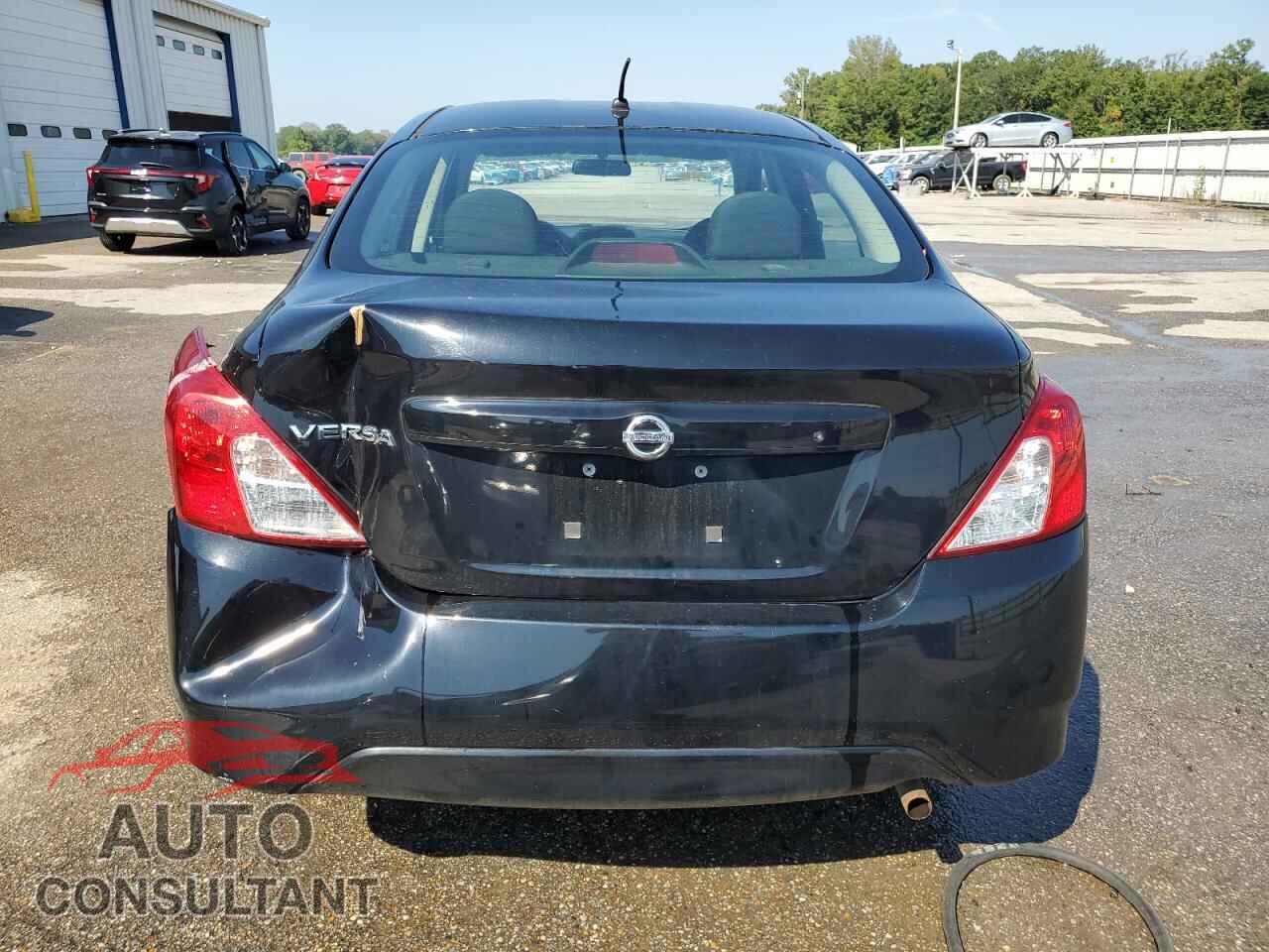 NISSAN VERSA 2016 - 3N1CN7AP4GL847915